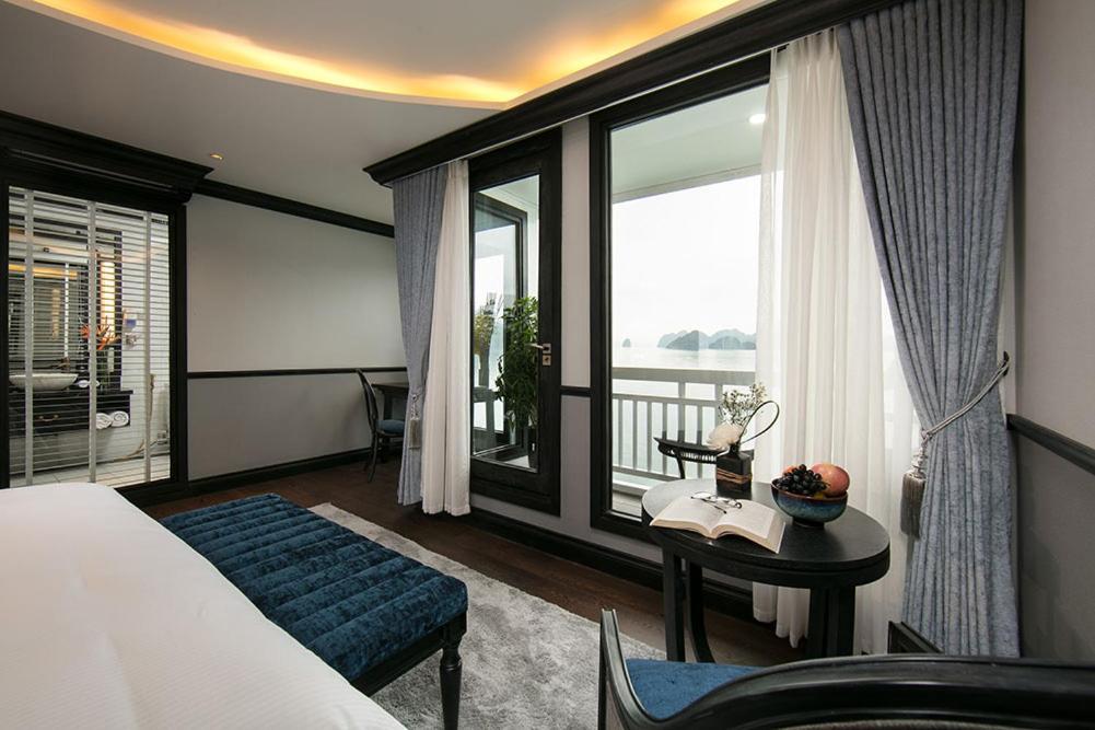 Hotel Lapinta Luxury Cruises Ha Long Exterior foto